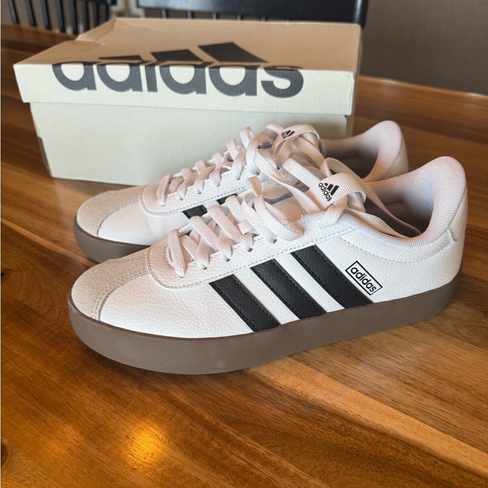 Adidas VL Court 3.0 shoes